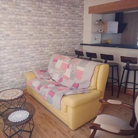 La Petite Maison Дом отдыха Vezezoux